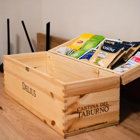 Al Teatro Oda ve Kahvaltı Benevento